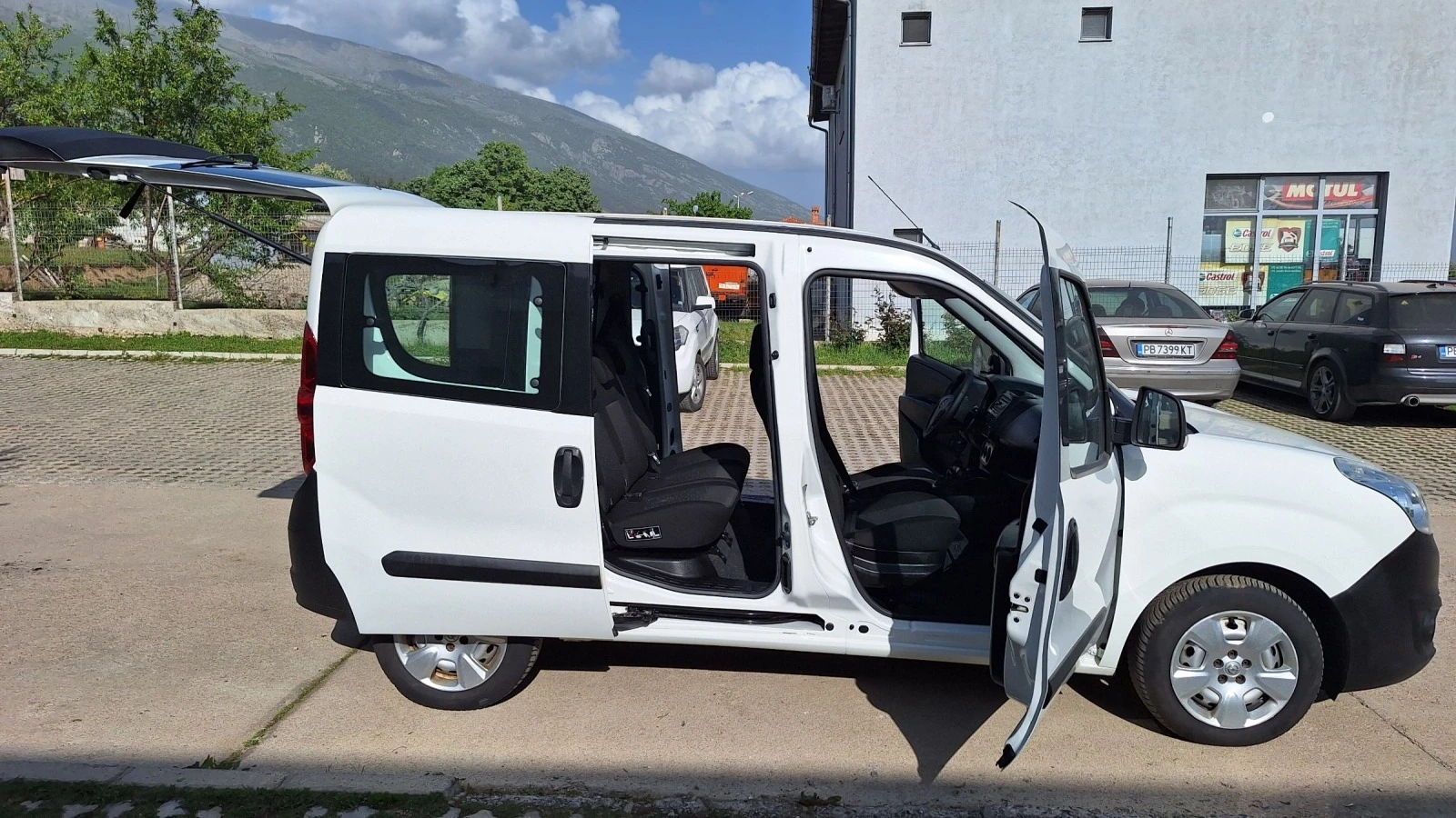 Opel Combo 1.6 Cdti 5mes KLIMA 6skorosti - изображение 7