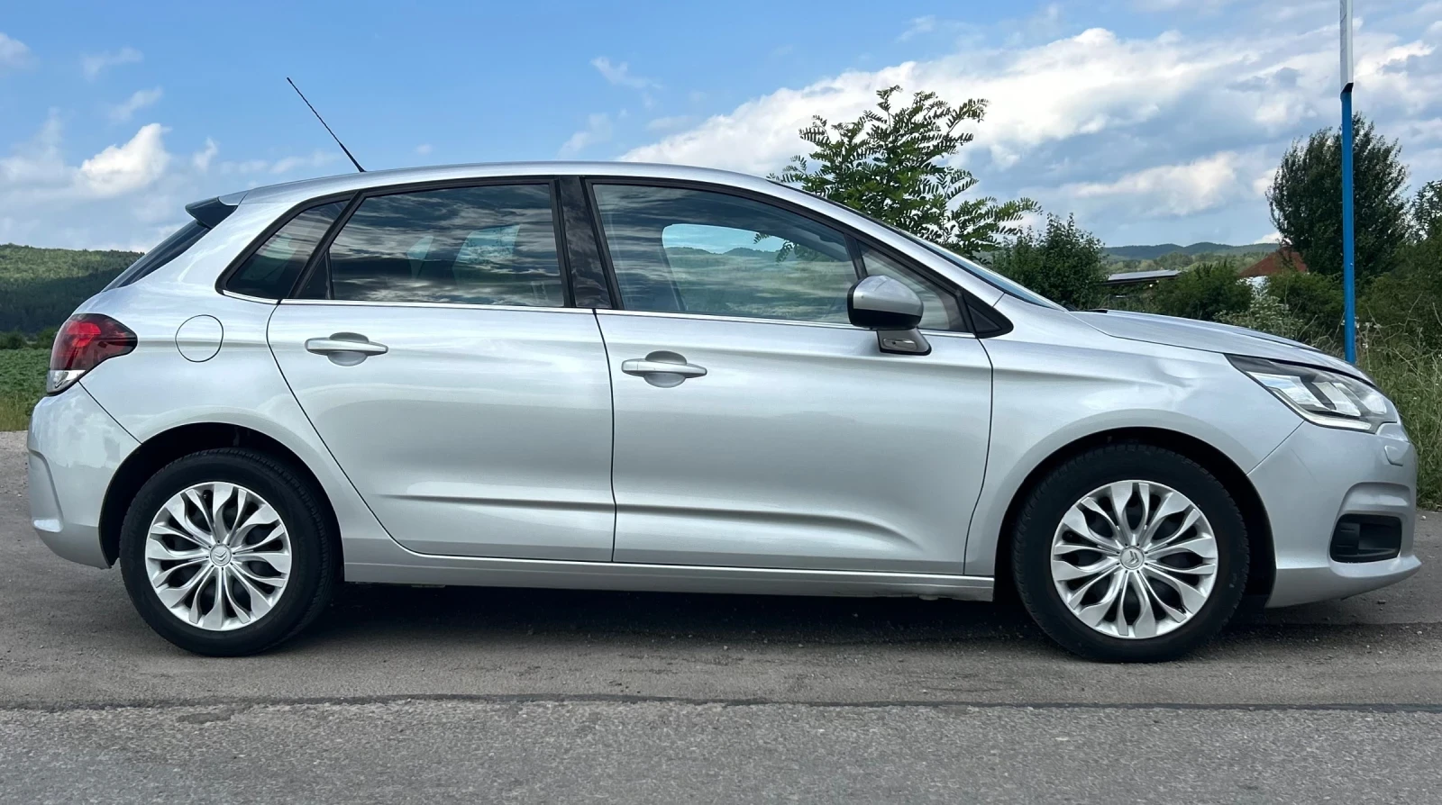 Citroen C4 1.6/HDI 2015/120hp. 6speed - изображение 2