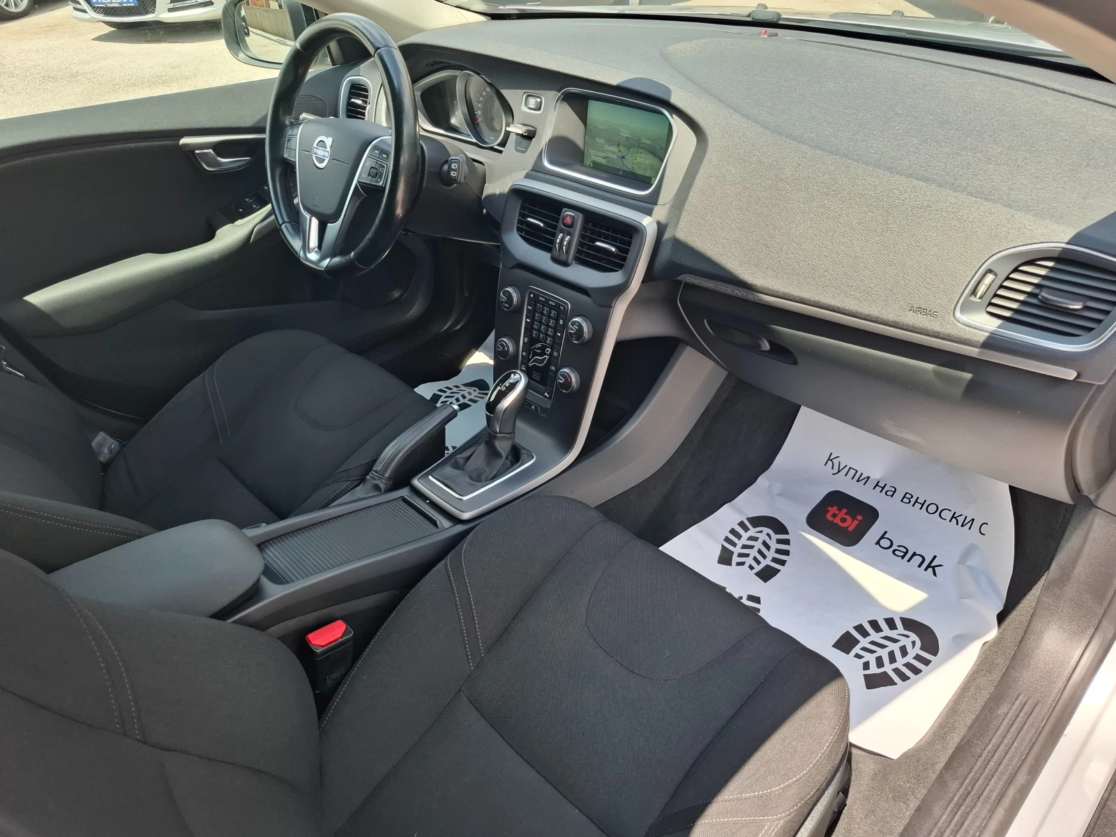 Volvo V40 Cross Country 1.6 D2 AVTOMATIK NAVI - изображение 10