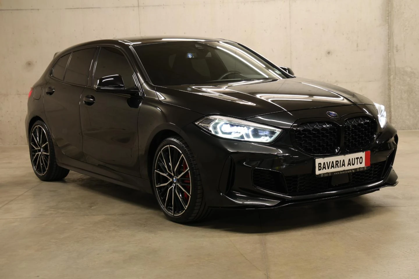 BMW M135 xDrive Sportautomatic M sport Paket - изображение 4