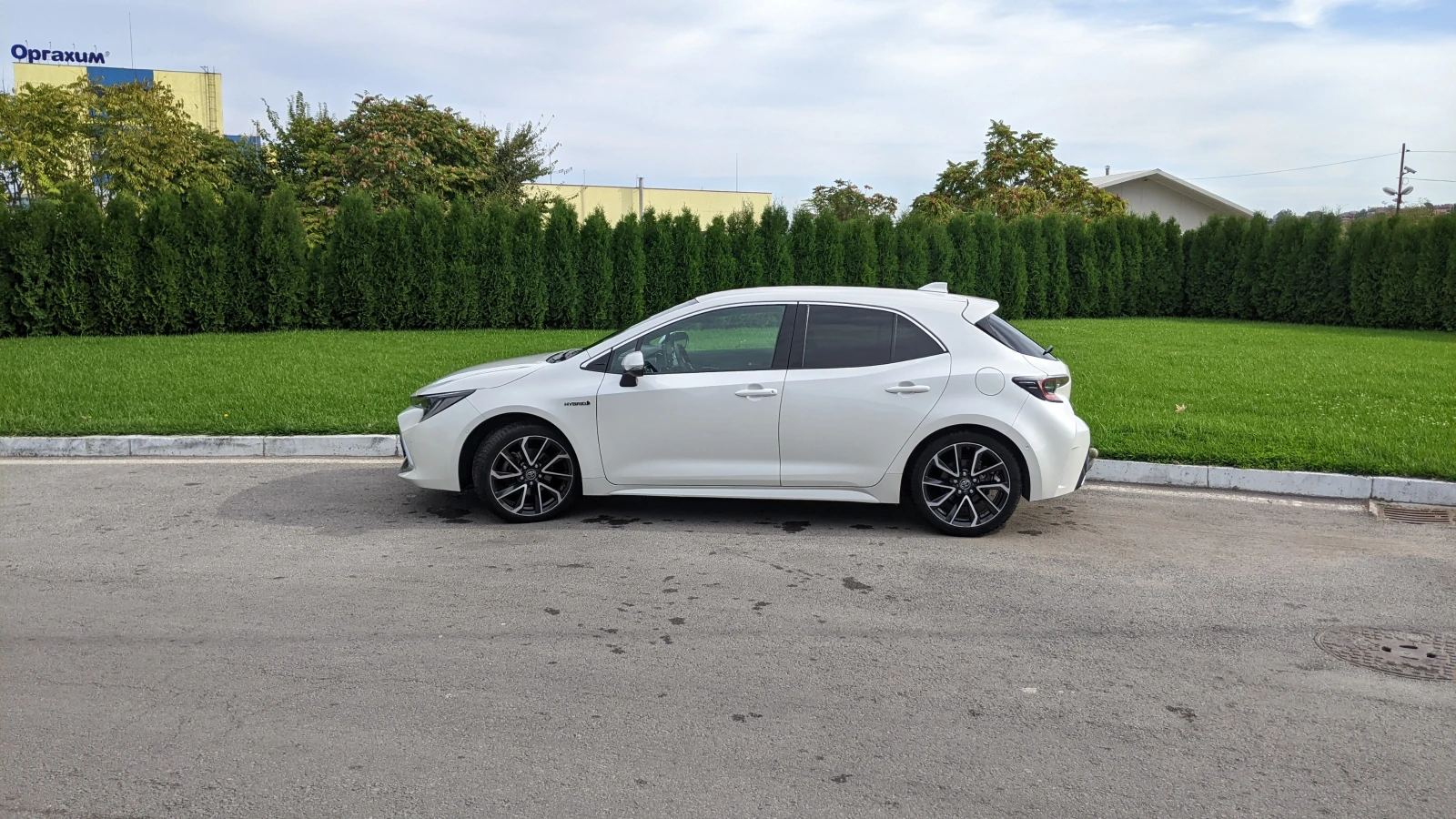 Toyota Corolla Lounge - изображение 5
