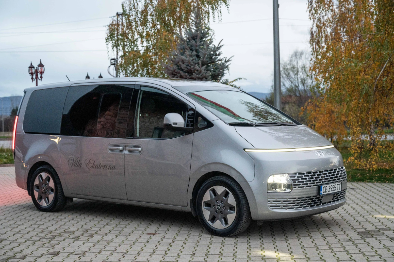 Hyundai Staria 4X4* Luxory*   | Mobile.bg   1