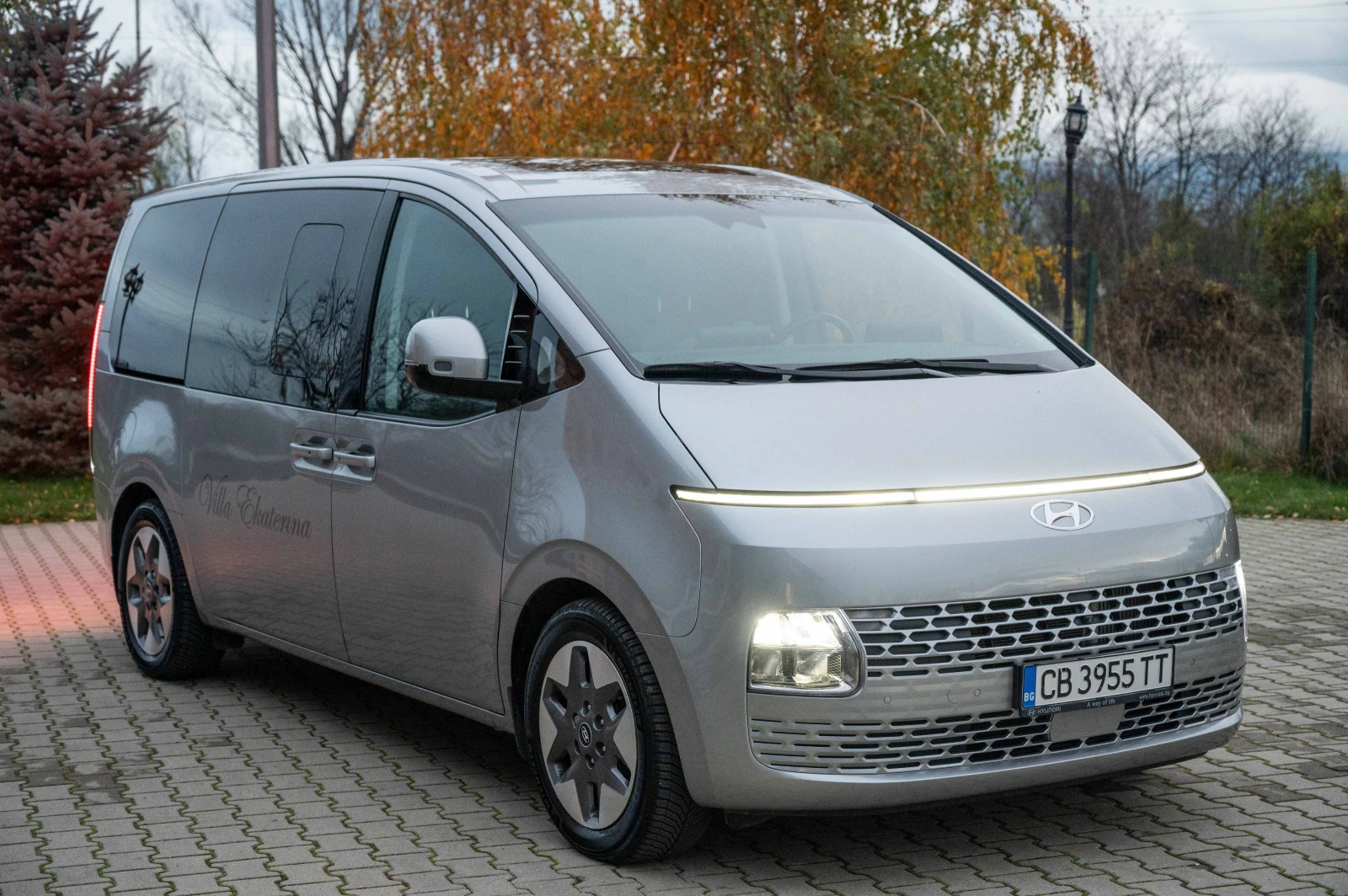 Hyundai Staria 4X4* Luxory*   | Mobile.bg   17