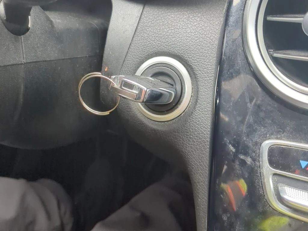 Mercedes-Benz C 43 AMG * CARFAX * БЕЗ ПЪРВОНАЧАЛНА ВНОСКА - изображение 8