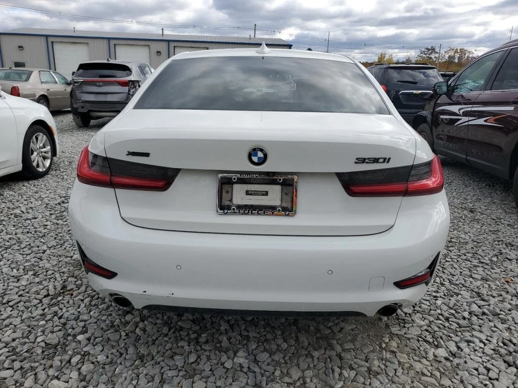 BMW 330 * CARFAX * БЕЗ ПЪРВОНАЧАЛНА ВНОСКА - изображение 6