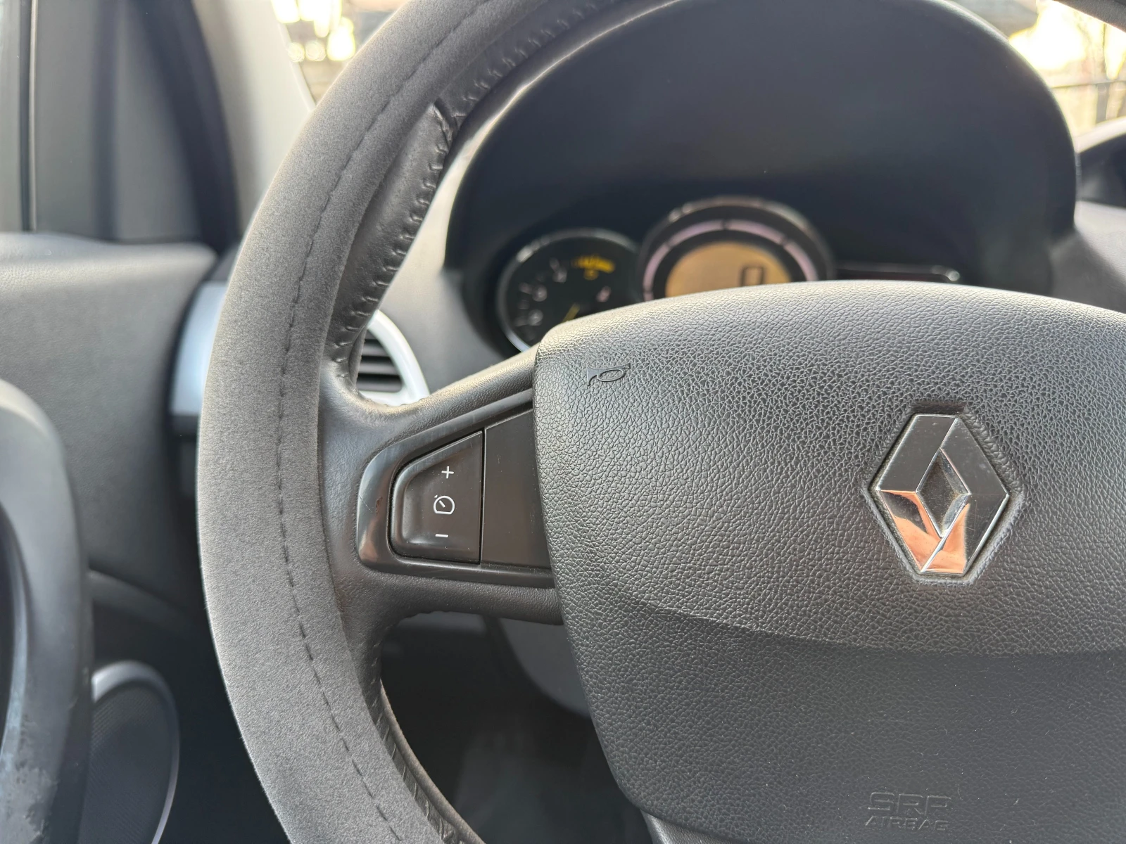 Renault Megane 6 ������ ��������/1.5DCI 110�.�. ��������� | Mobile.bg � ����������� 15