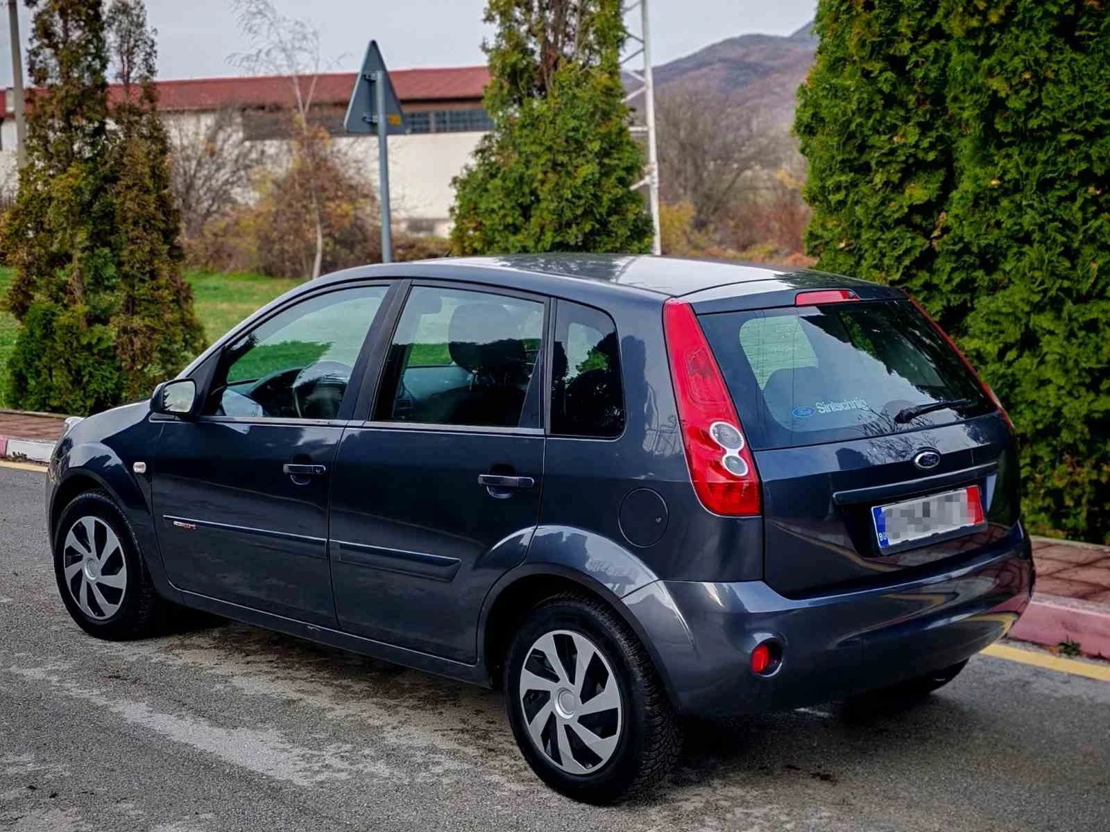 Ford Fiesta  - изображение 4