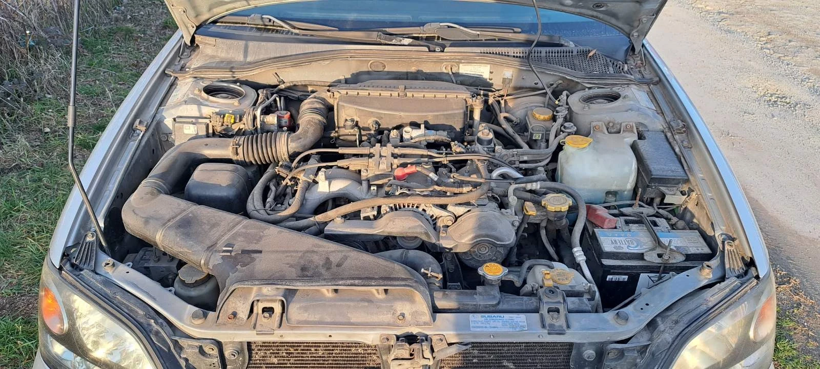 Subaru Legacy 2.0 125к.с., снимка 3 - Автомобили и джипове - 53796941