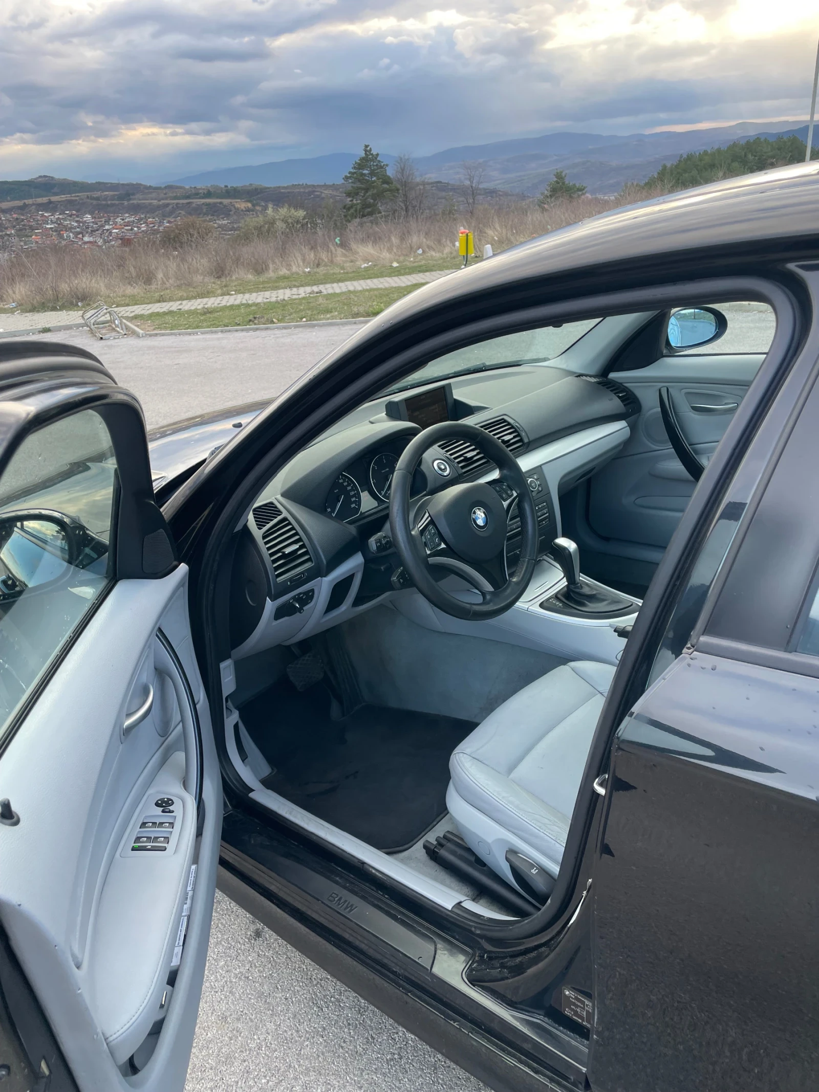 BMW 120 D, снимка 12 - Автомобили и джипове - 53937758