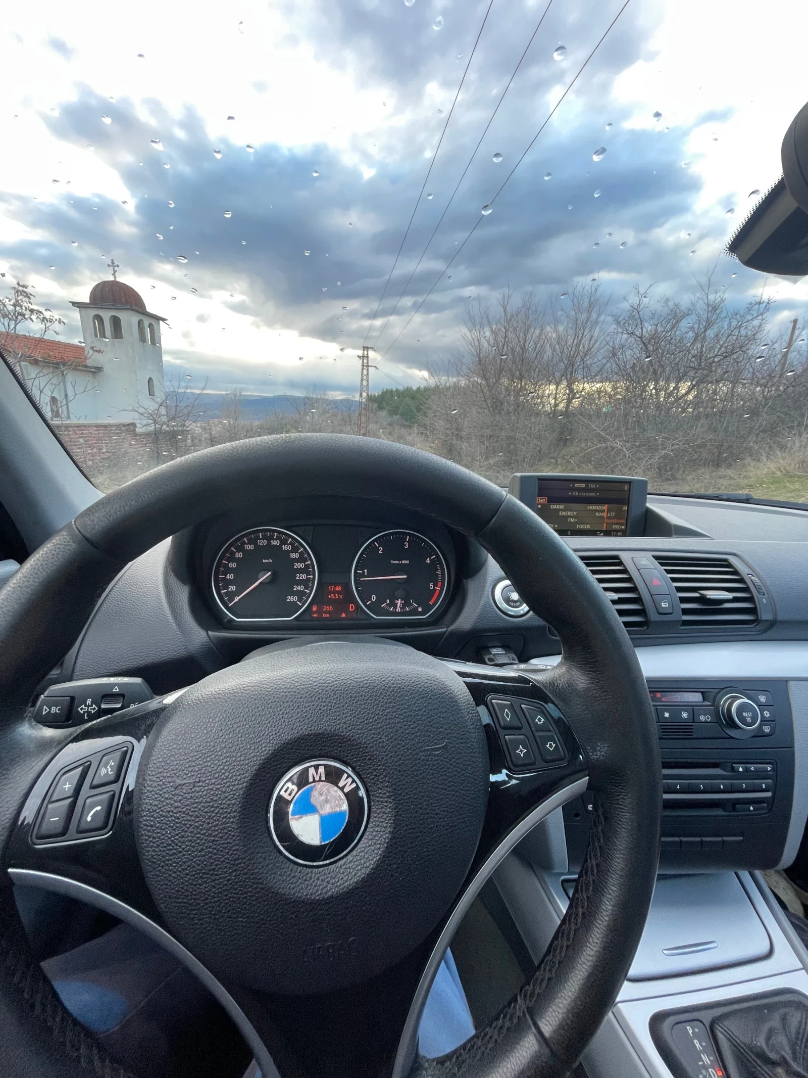 BMW 120 D, снимка 14 - Автомобили и джипове - 53937758