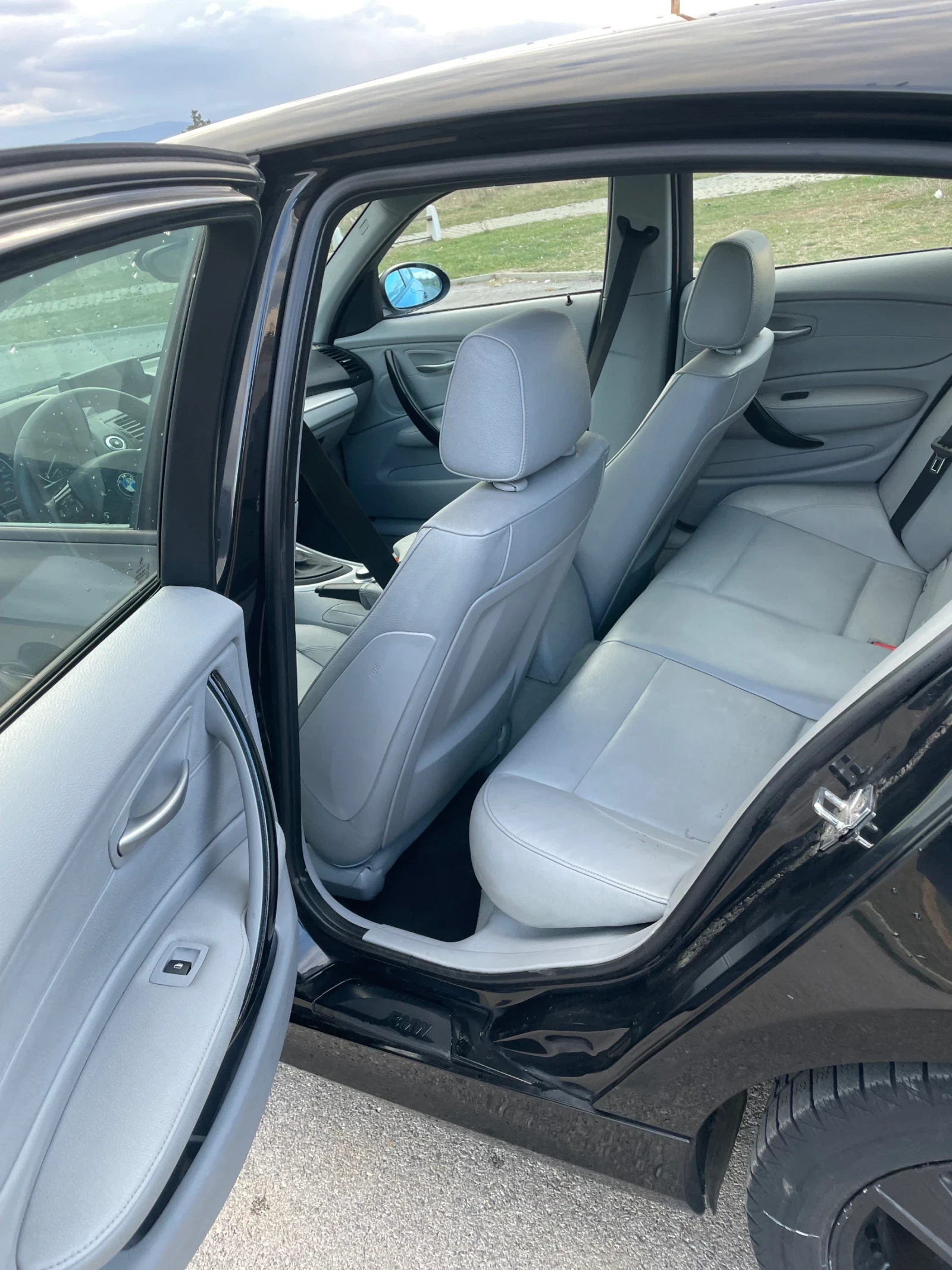 BMW 120 D, снимка 11 - Автомобили и джипове - 53937758