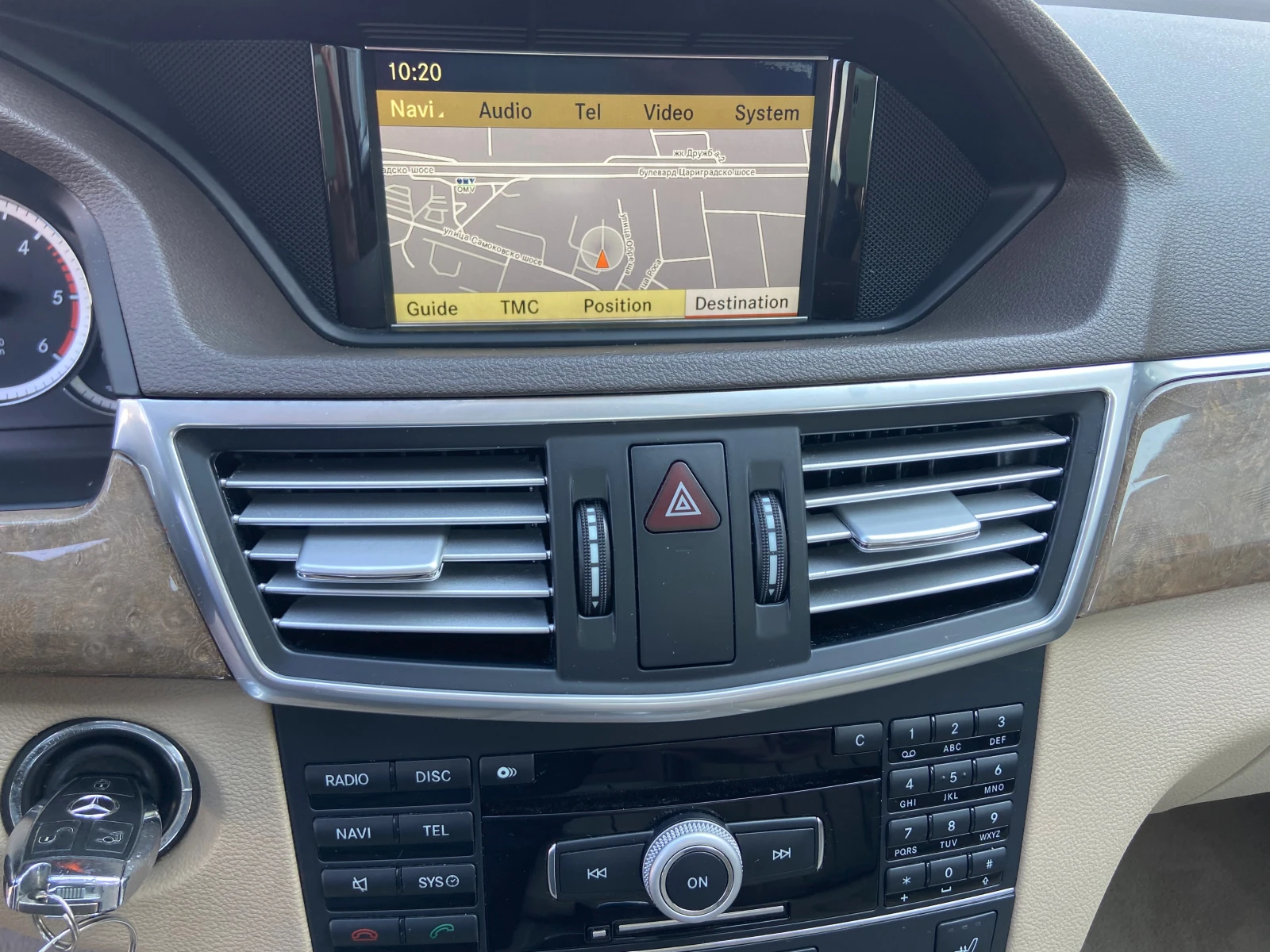 Mercedes-Benz E 300 300cdi-Има видеоклип към обявата!, снимка 10 - Автомобили и джипове - 53974606