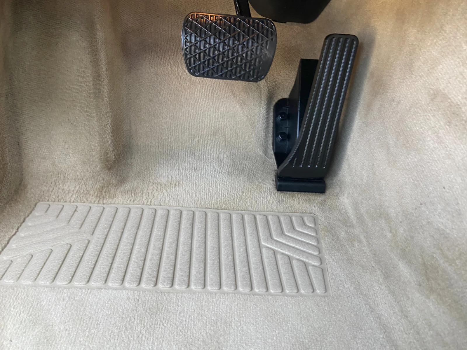 Mercedes-Benz E 300 300cdi-Има видеоклип към обявата!, снимка 7 - Автомобили и джипове - 53974606