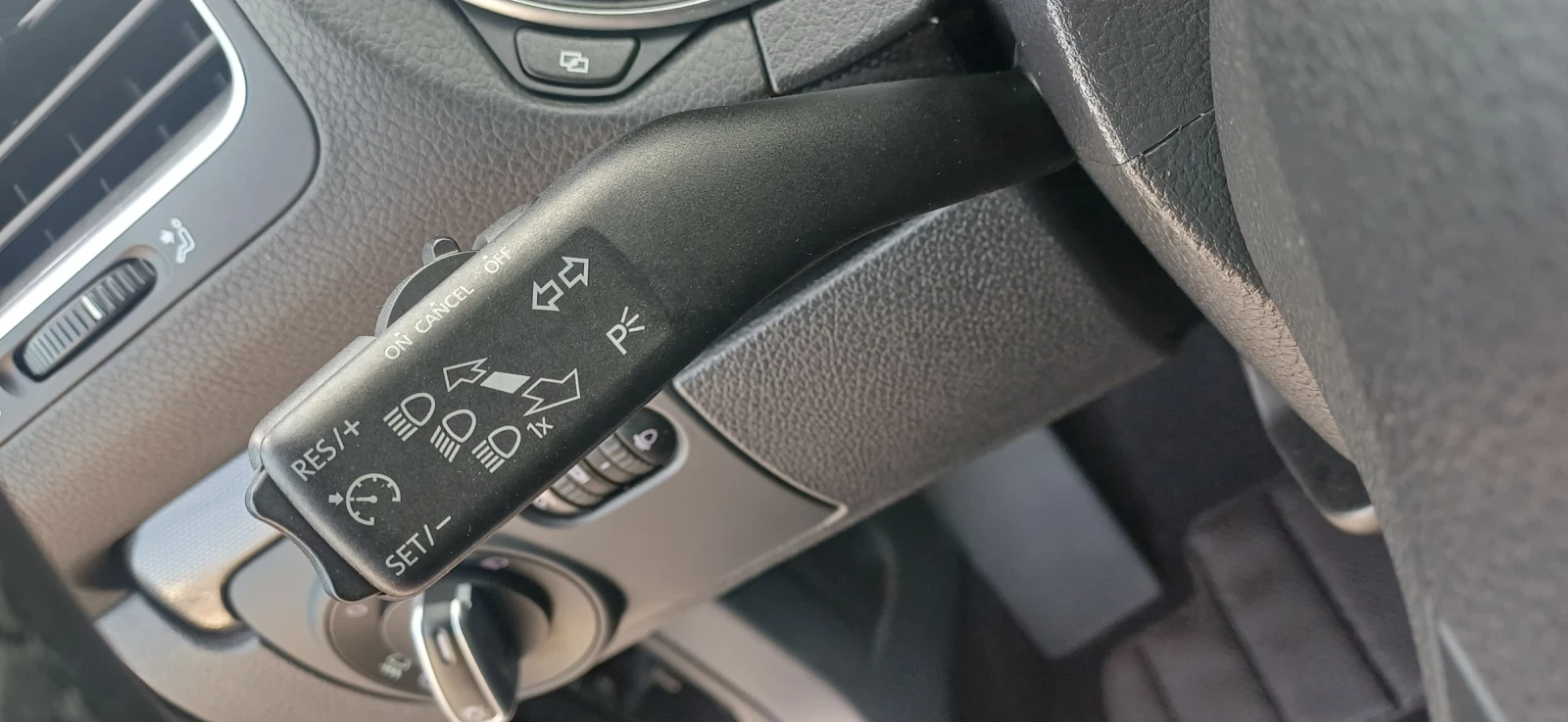 VW Golf АВТОМАТИК, снимка 16 - Автомобили и джипове - 54568963