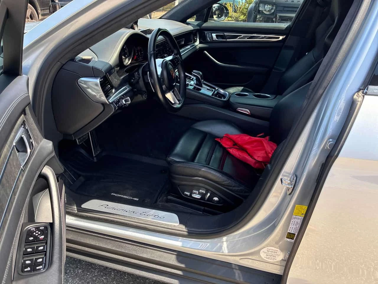 Porsche Panamera Turbo /ПОДГРЕВ/ПАНО/КЛИП/CARFAX/ФИНАНСИРАНЕ, снимка 6 - Автомобили и джипове - 54636622