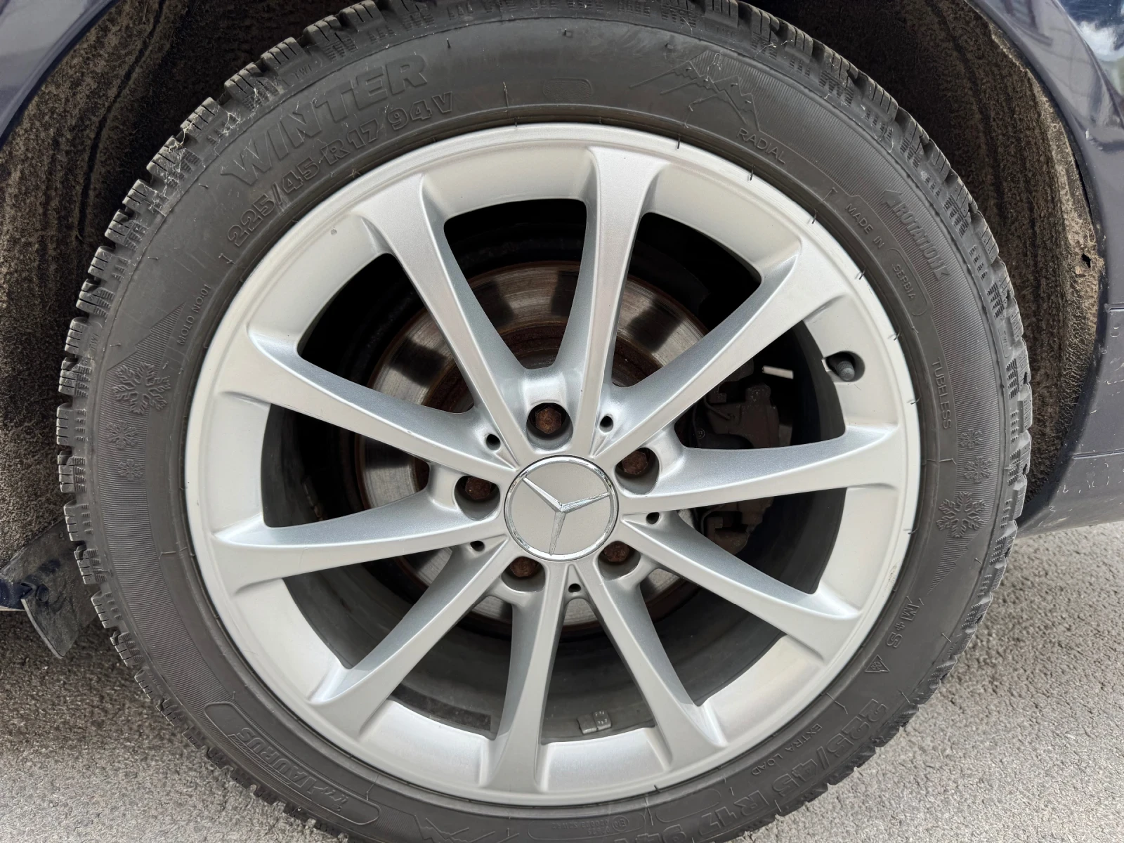 Mercedes-Benz C 220, снимка 6 - Автомобили и джипове - 54987657