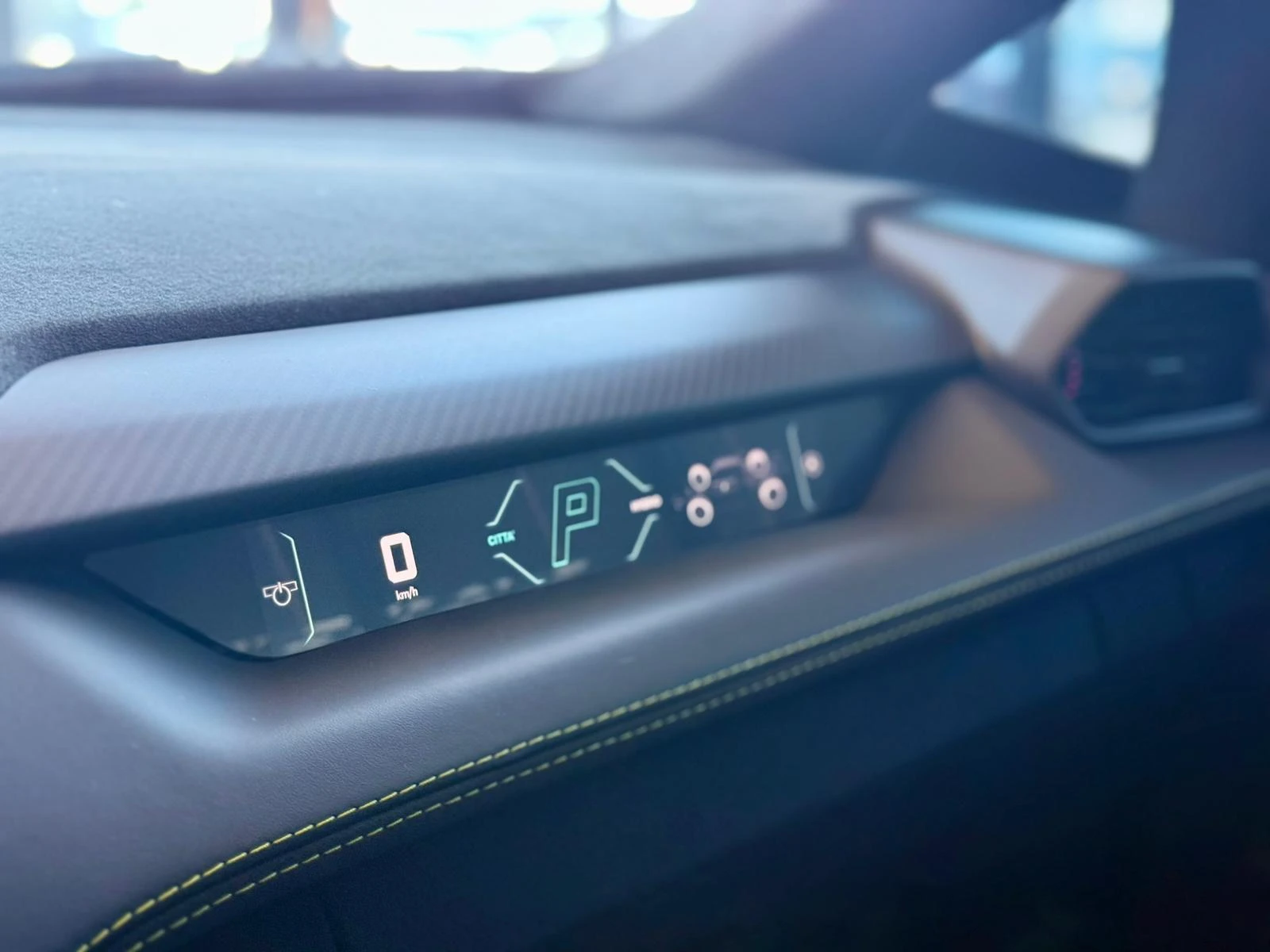 Lamborghini Revuelto Revuelto* Nero* Лизинг, снимка 15 - Автомобили и джипове - 55044793