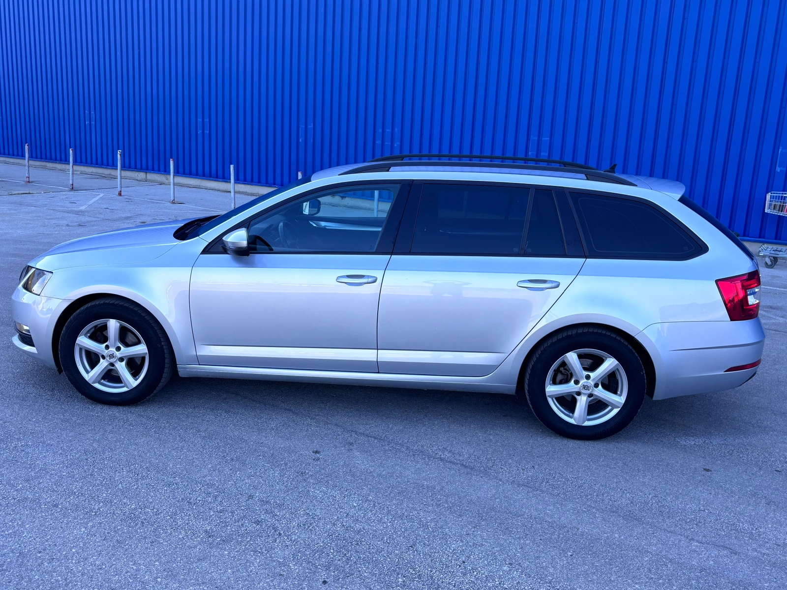 Skoda Octavia 2.0 TDI, снимка 6 - Автомобили и джипове - 55249347