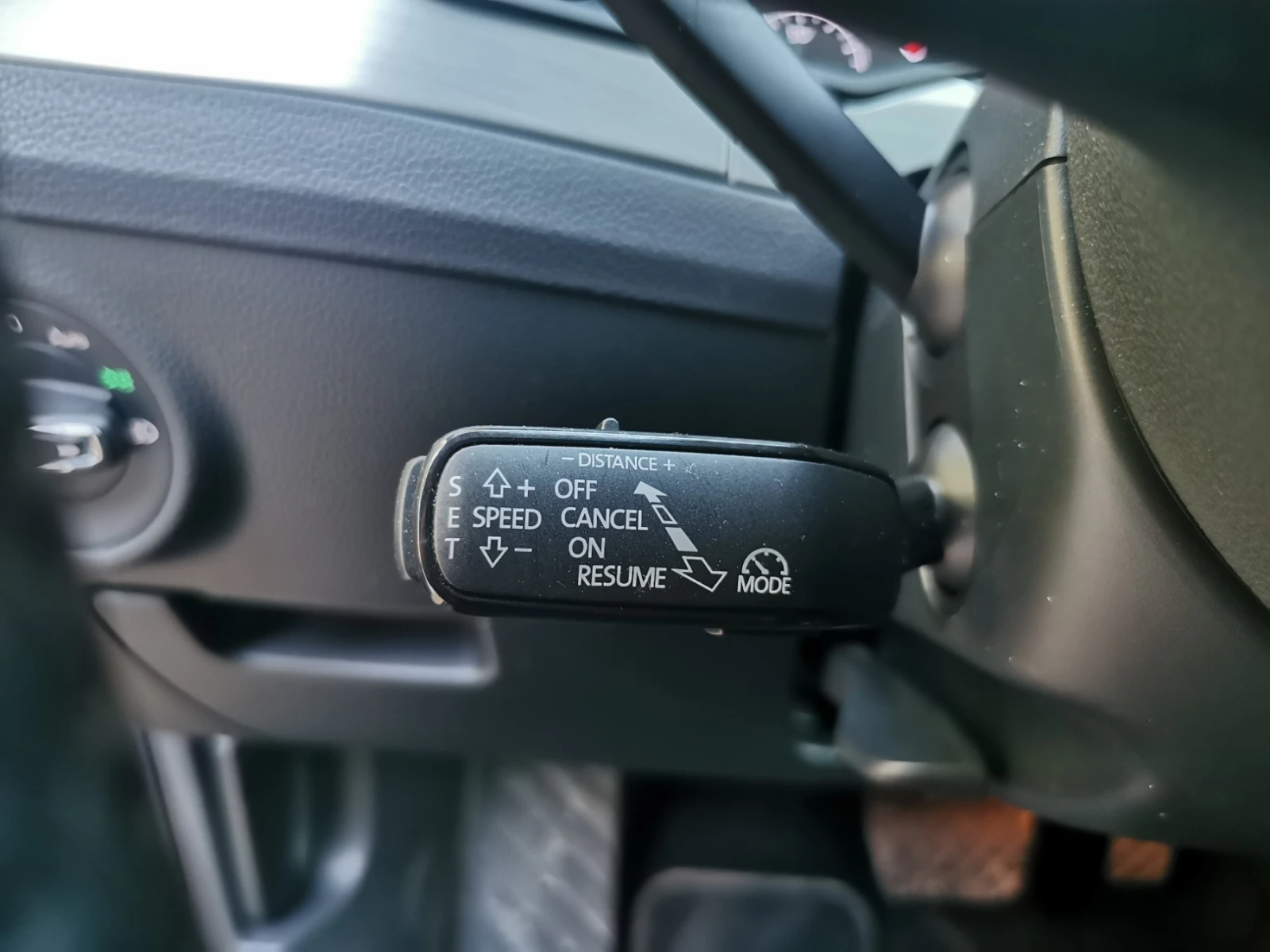 Skoda Superb 2.0 TDI, 150к.с. DSG, снимка 8 - Автомобили и джипове - 55891892