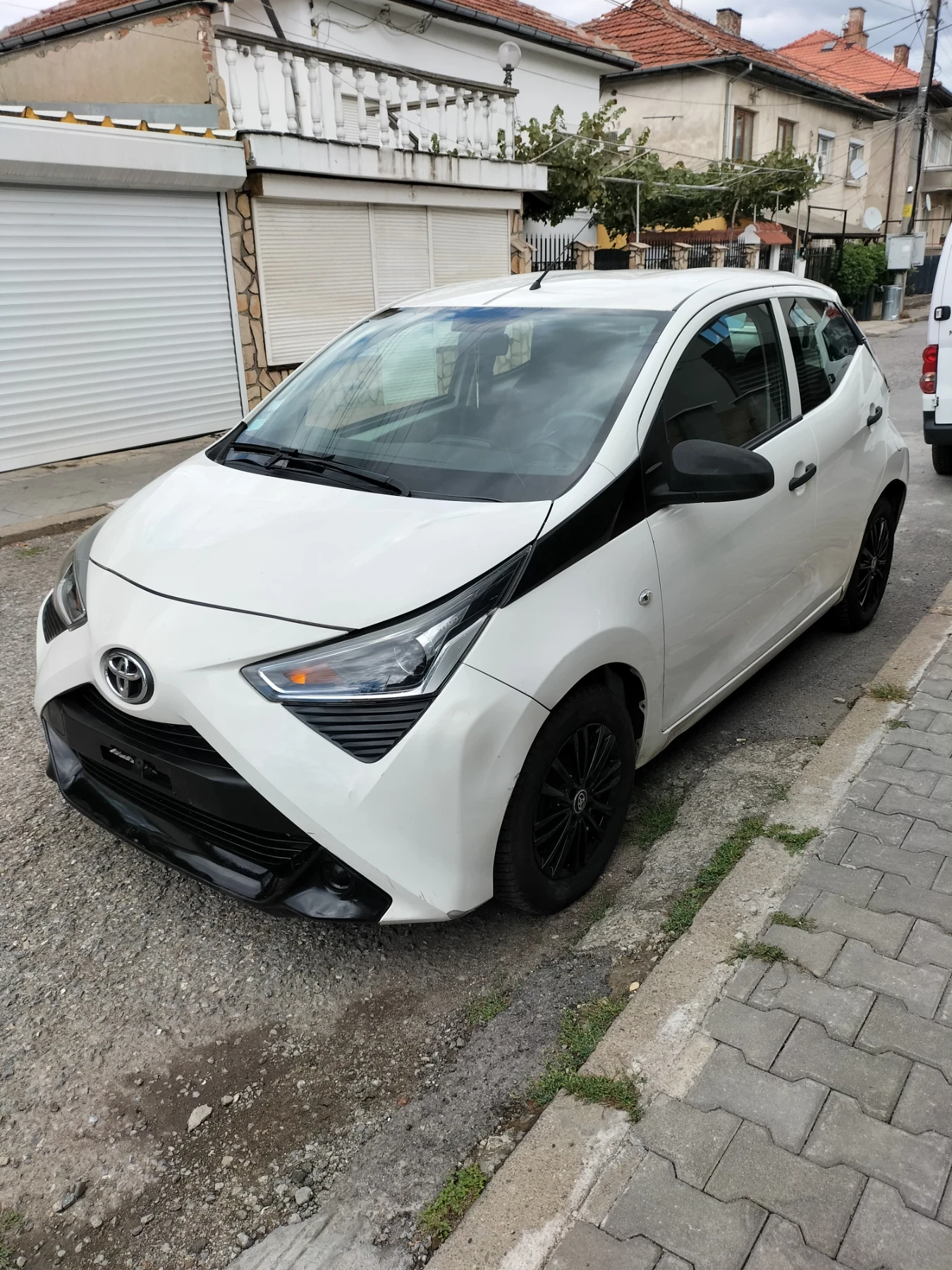 Toyota Aygo, снимка 10 - Автомобили и джипове - 56410190