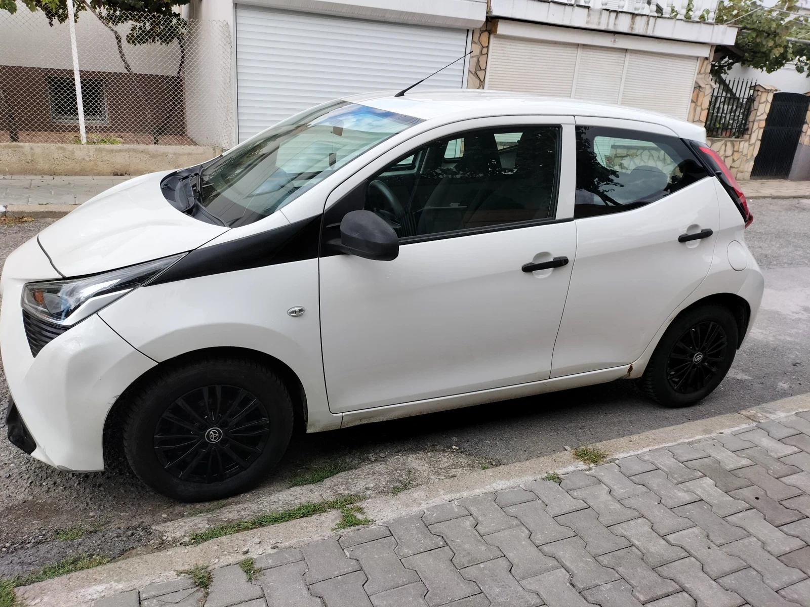 Toyota Aygo, снимка 11 - Автомобили и джипове - 56410190