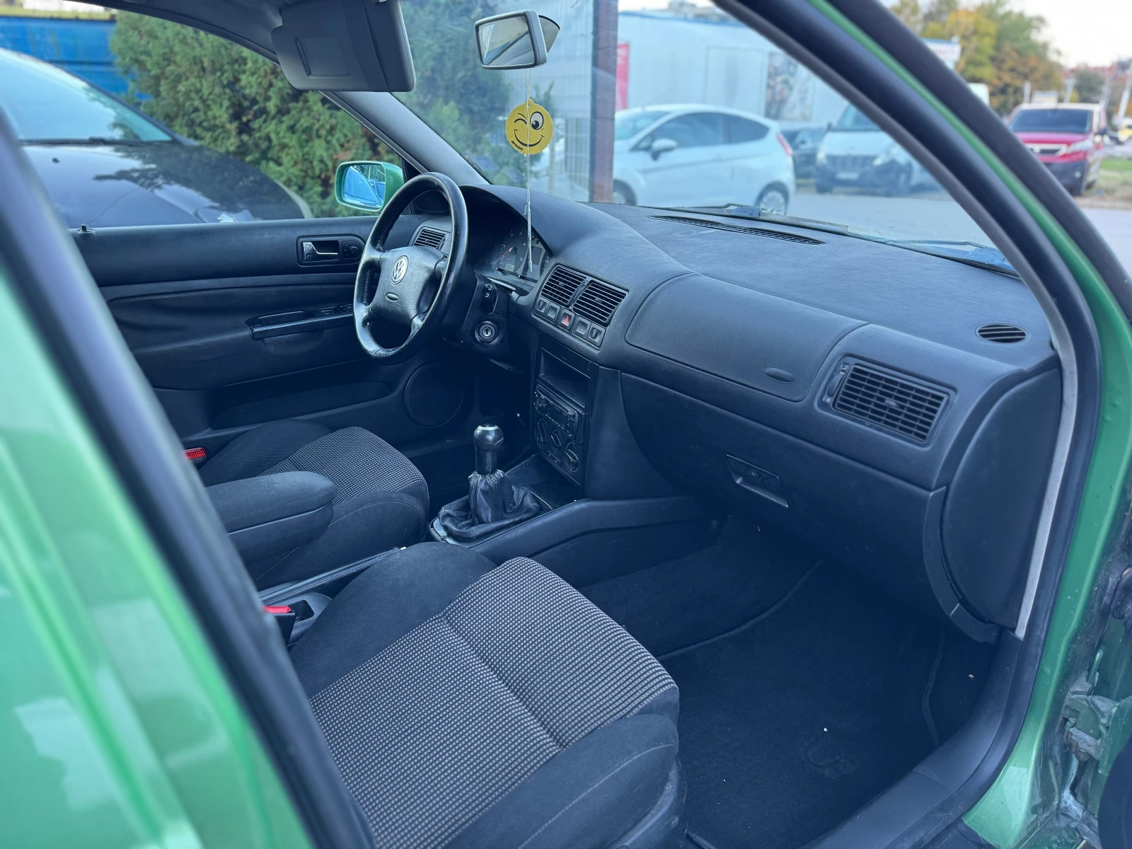VW Golf 1.9TDI 116k.с. 4motion, снимка 9 - Автомобили и джипове - 56632853