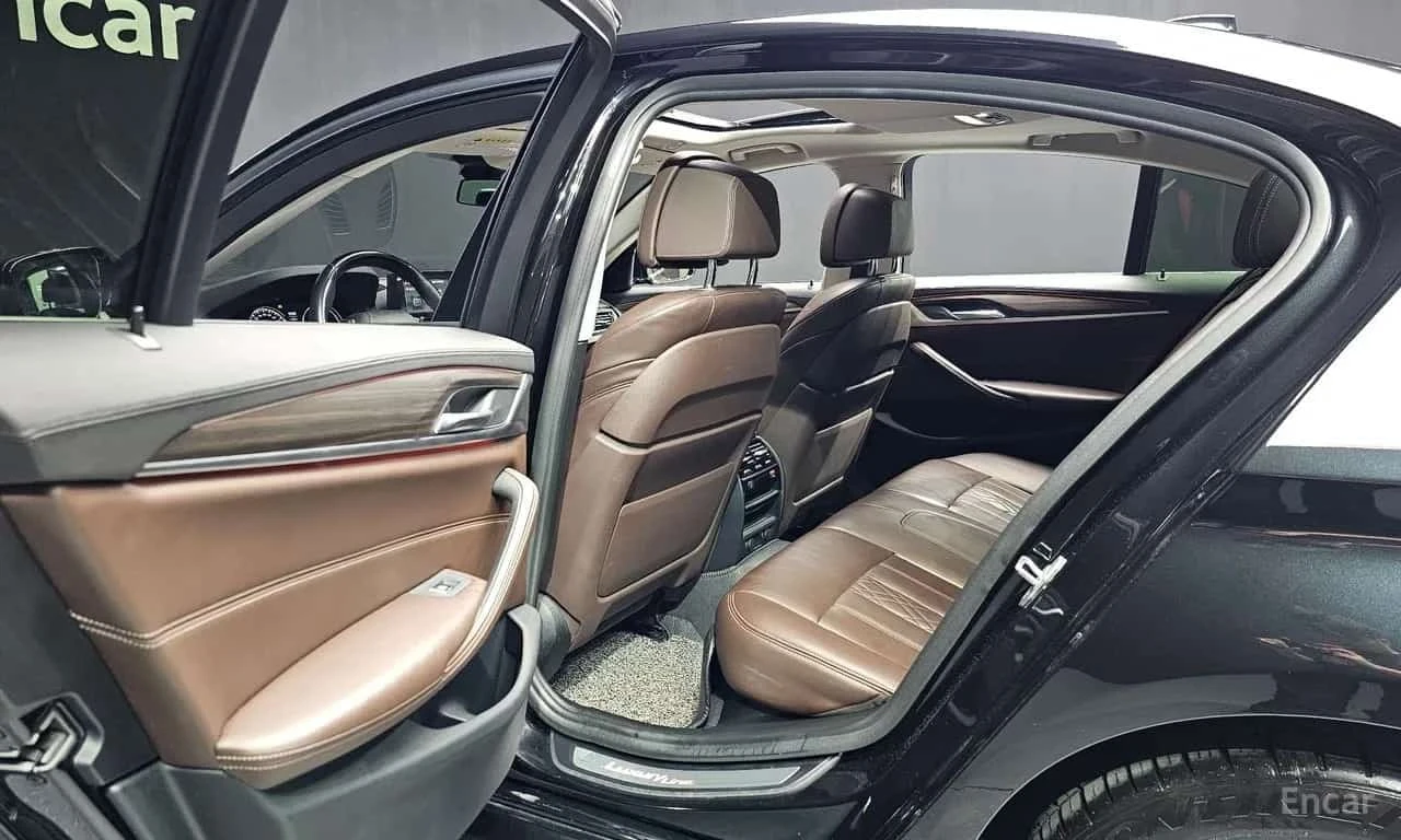 BMW 530 * xDrive Luxury Plus * ��������� * HEAD UP *  | Mobile.bg � ����������� 11