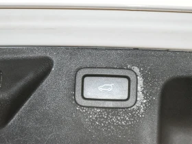 Land Rover Discovery Sport * AWD 4dr HSE * CARFAX * БЕЗ ПЪРВОНАЧАЛНА ВНОСКА, снимка 11