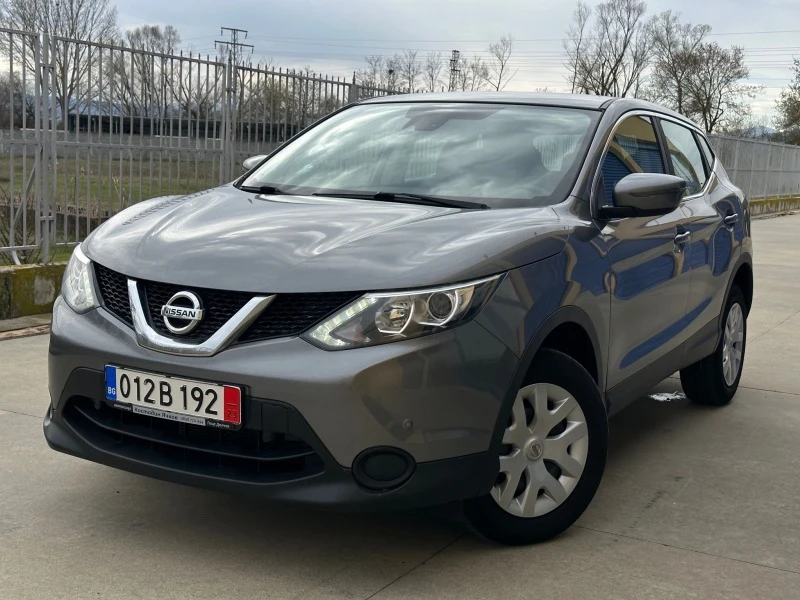 Nissan Qashqai 1.2 DIG-T 106454 км/ LED/ 2 чифта гуми/ Лизинг, снимка 1 - Автомобили и джипове - 39769156