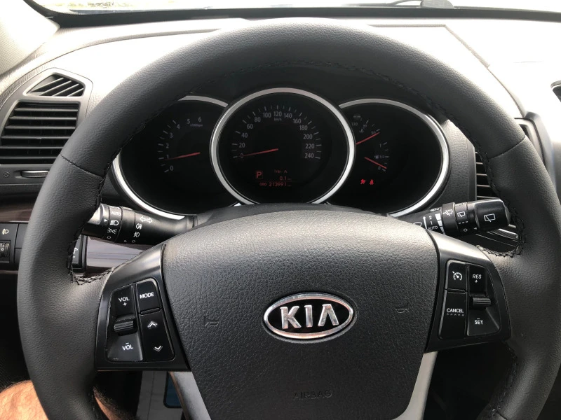 Kia Sorento 2, 2 D 4x4 AUTO PANORAMA CAMERA, снимка 6 - Автомобили и джипове - 45538018