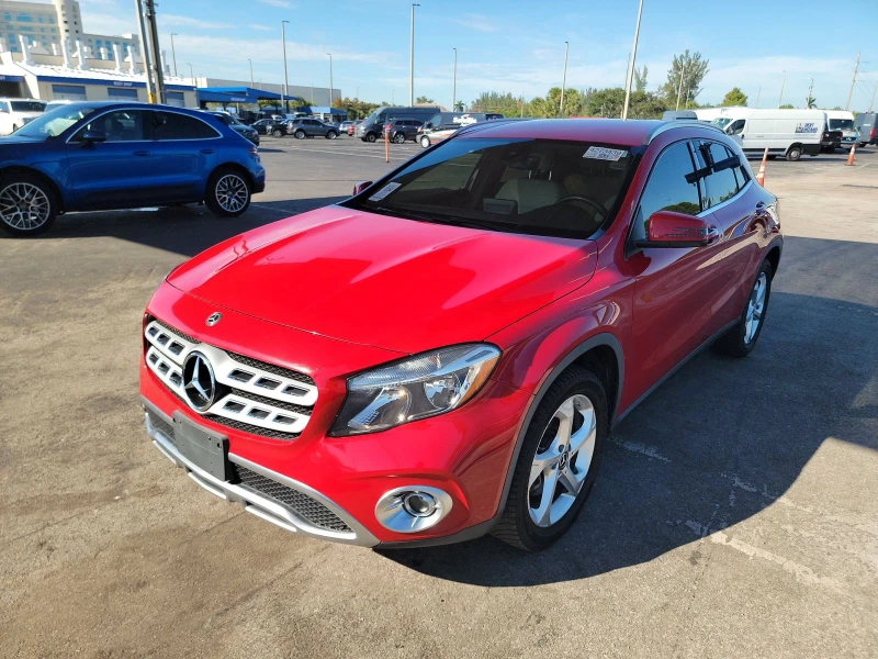 Mercedes-Benz GLA 250 Фиксирана цена, снимка 1 - Автомобили и джипове - 47467066