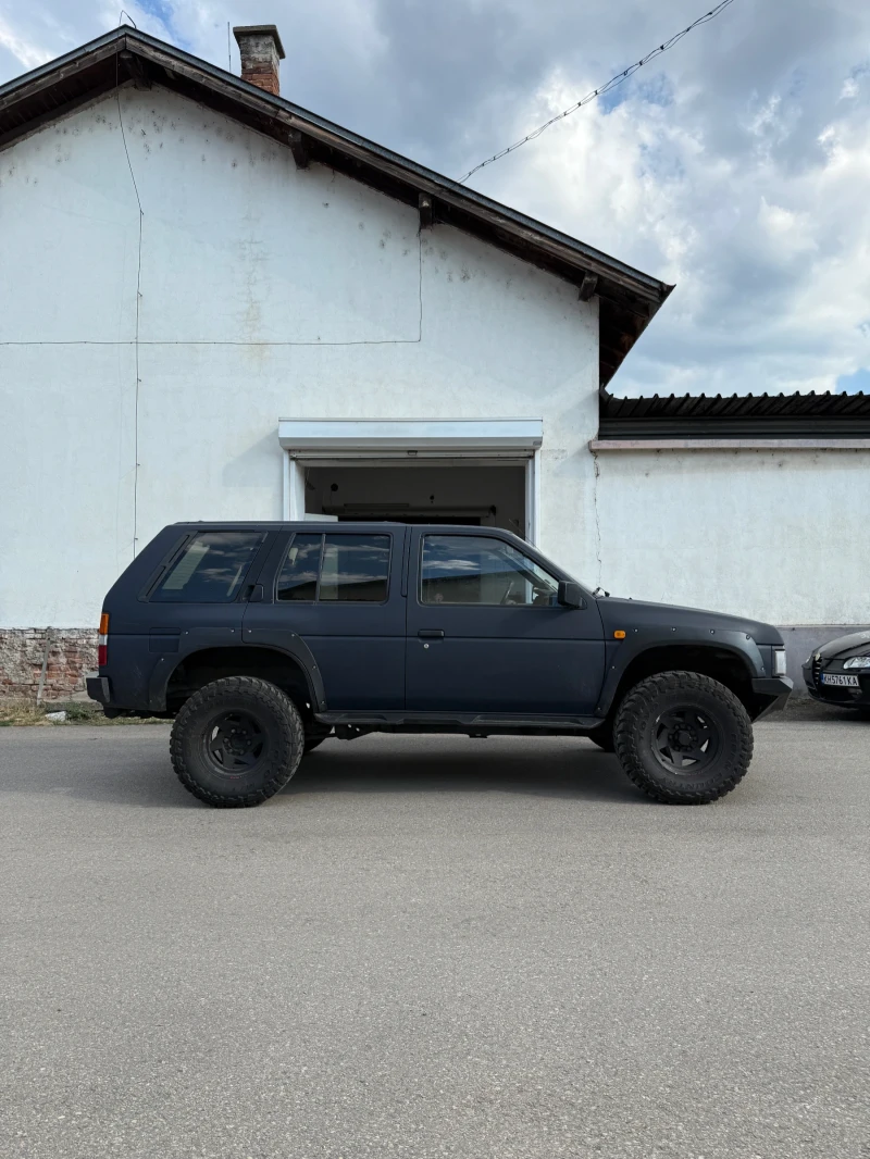 Nissan Terrano Продавам Nissan Terrano 1 Първа регистрация 1996г., снимка 3 - Автомобили и джипове - 52736057