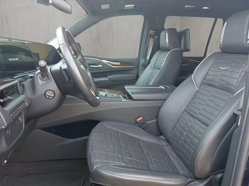 Cadillac Escalade 6.2 V8 SPORT PLATINUM/AKG/HEAD UP/PANO/TV/7-МЕСТЕН, снимка 9 - Автомобили и джипове - 52141026