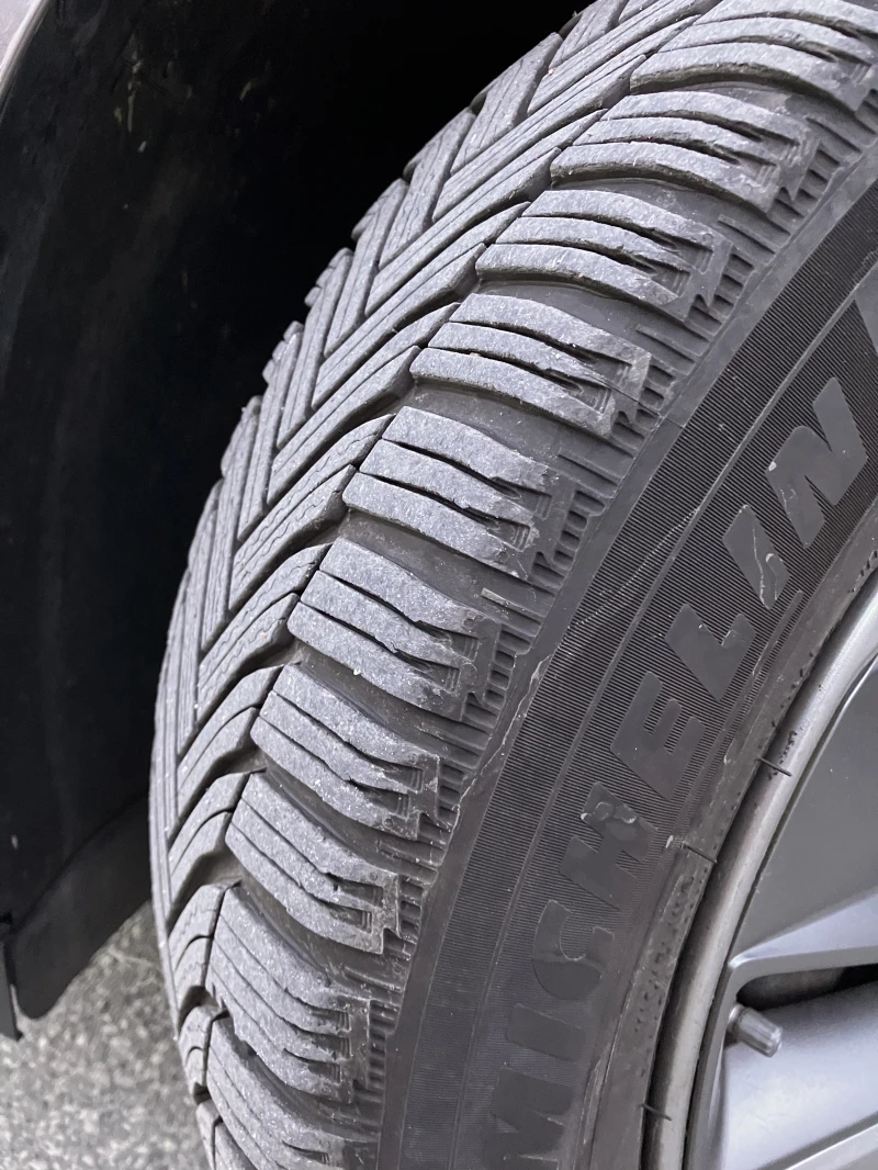 Hyundai Kona Electric 64kWh, снимка 14 - Автомобили и джипове - 52679608