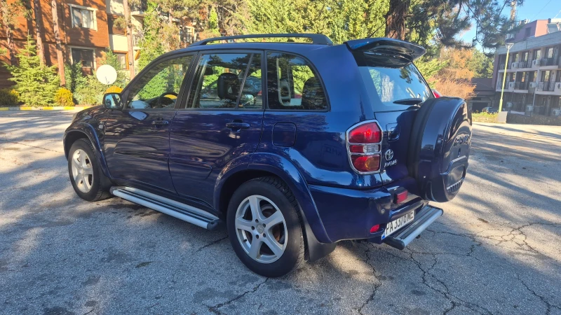 Toyota Rav4 2.0i 150hp, снимка 11 - Автомобили и джипове - 52753276