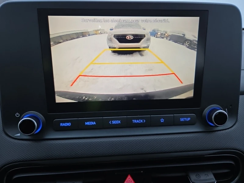 Hyundai Kona ESSENTIAL * * CARFAX * * АВТО КРЕДИТ * * , снимка 11 - Автомобили и джипове - 52793573