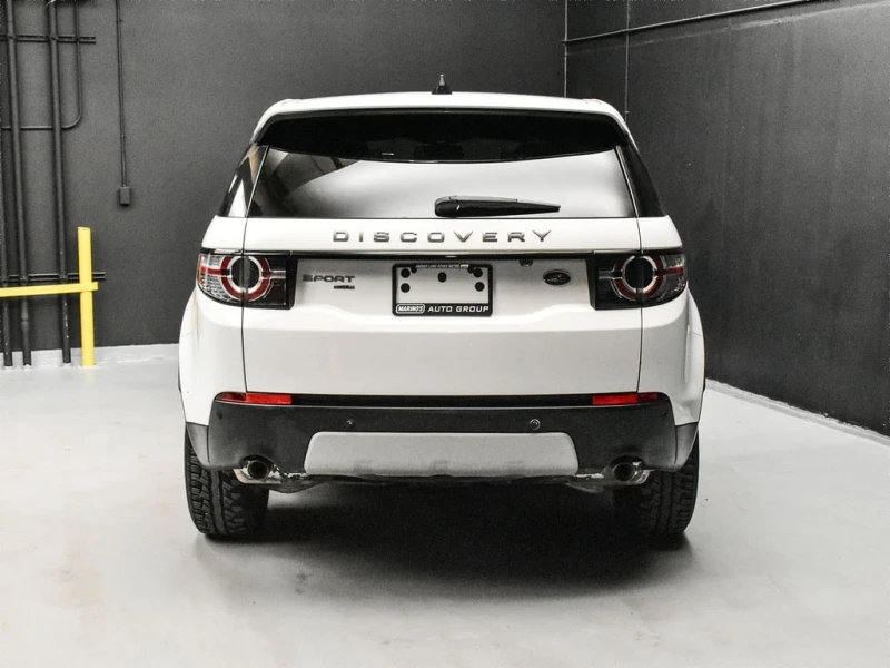 Land Rover Discovery Sport * AWD 4dr HSE * CARFAX * БЕЗ ПЪРВОНАЧАЛНА ВНОСКА, снимка 8 - Автомобили и джипове - 52923951