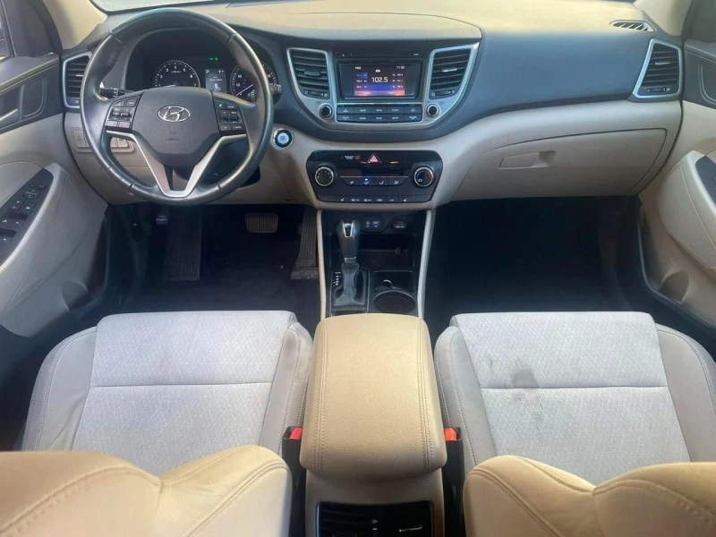 Hyundai Tucson, снимка 9 - Автомобили и джипове - 53243123