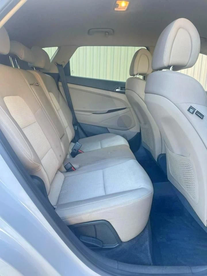 Hyundai Tucson, снимка 6 - Автомобили и джипове - 53243123