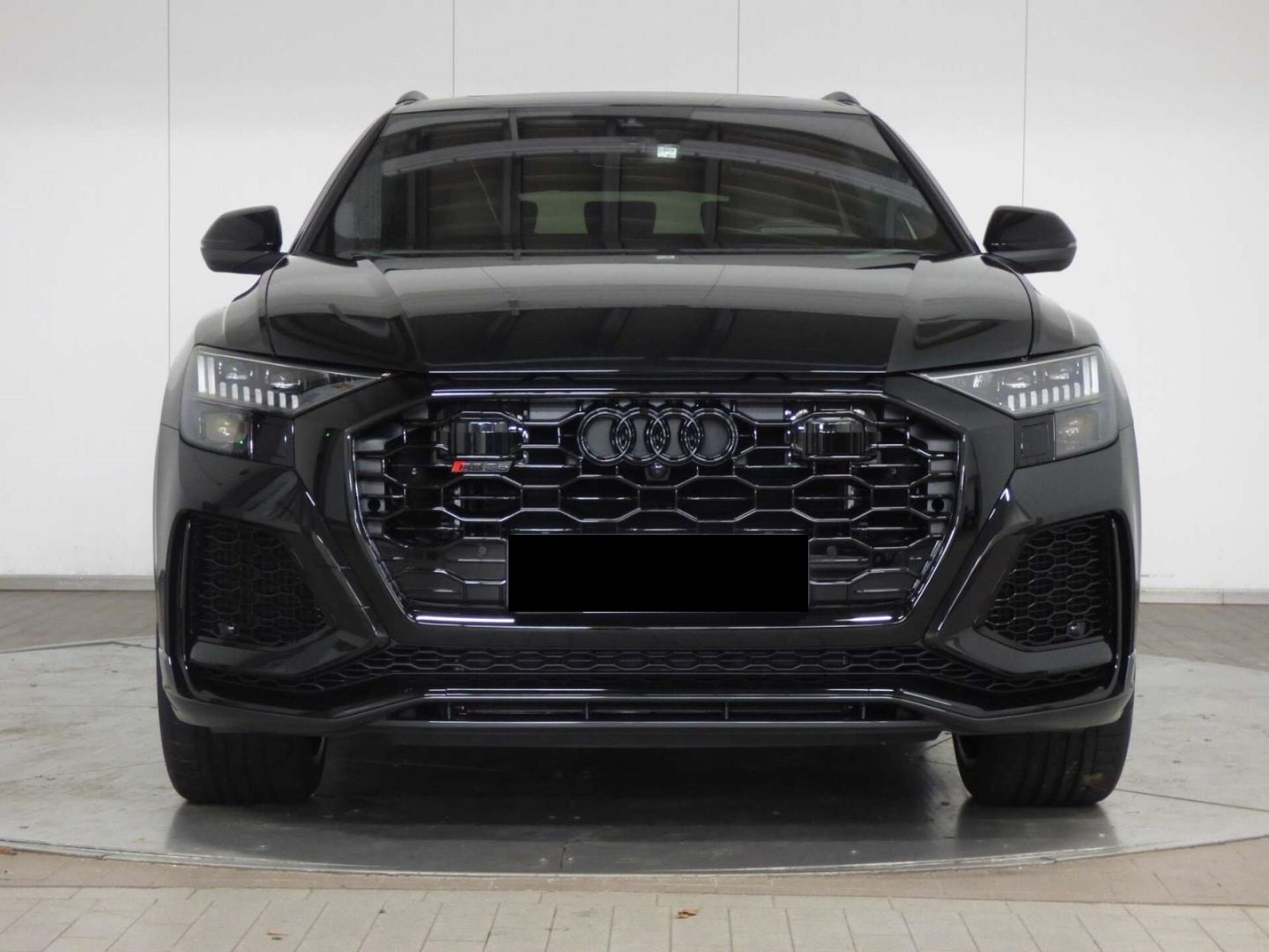 Audi RSQ8 = Carbon= Exclusive Titan Black Optic Гаранция - изображение 1