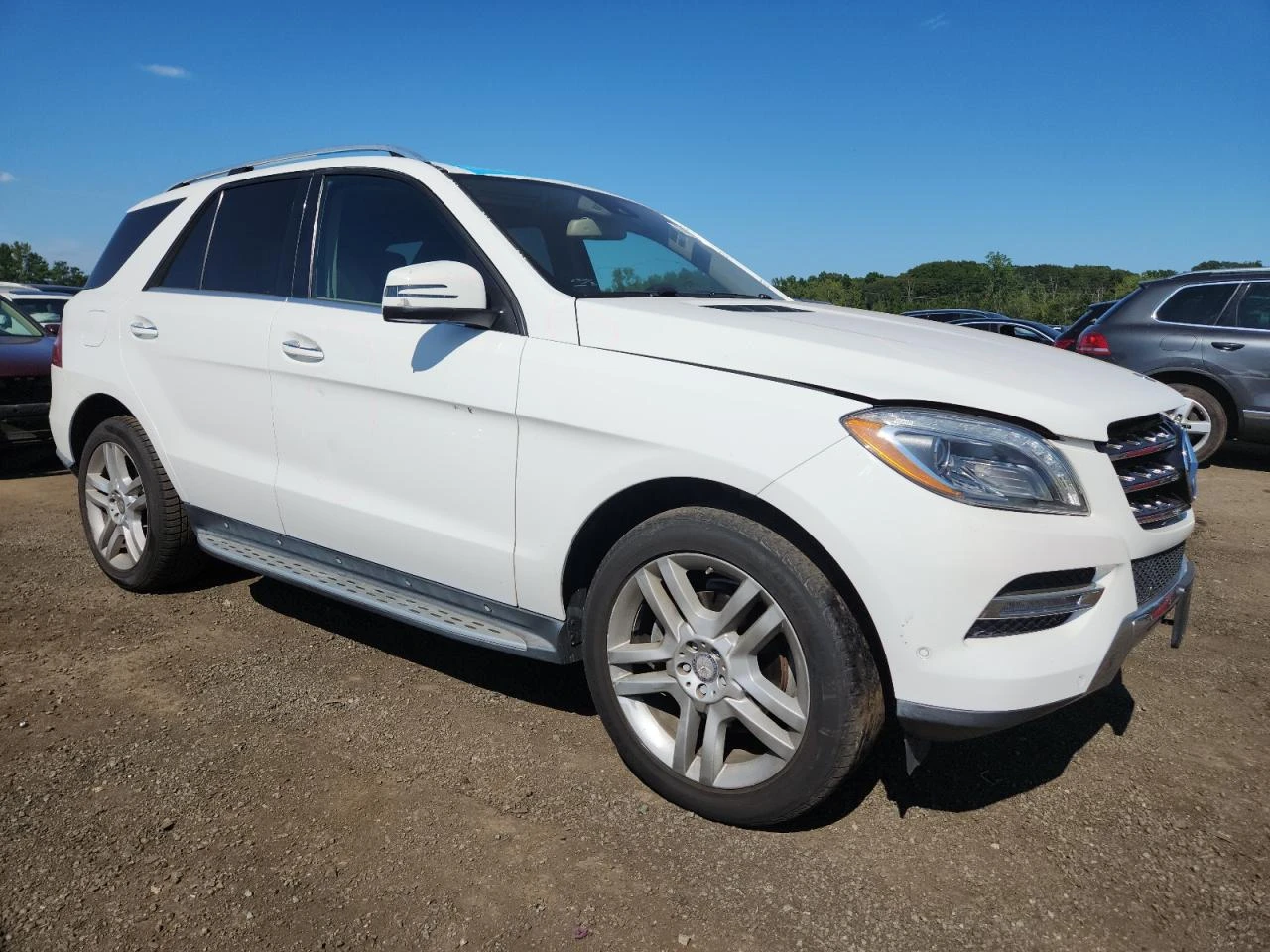 Mercedes-Benz ML 350 4MATIC* Harman/Kardon* Обдухване* KEYLESS* Камера - изображение 4