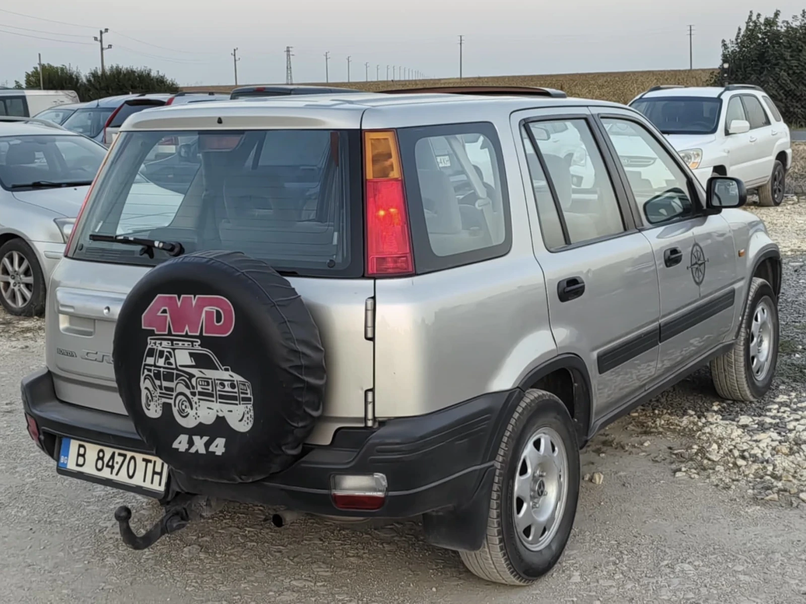 Honda Cr-v 2.0i 127HP / 4Х4 / ВСИЧКО ПЛАТЕНО - изображение 6