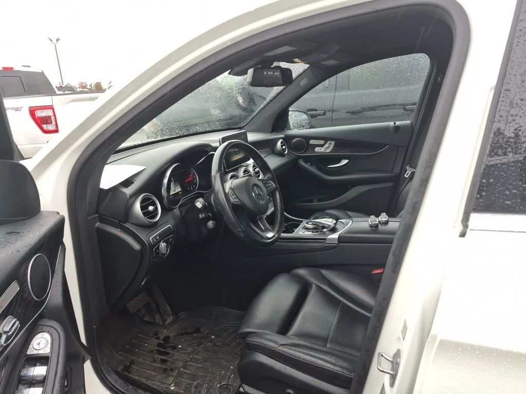 Mercedes-Benz GLC 300 * CARFAX * БЕЗ ПЪРВОНАЧАЛНА ВНОСКА - изображение 6