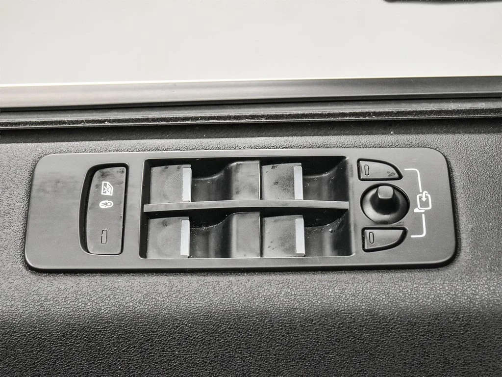 Land Rover Discovery Sport * AWD 4dr HSE * CARFAX * ��� ������������ ������ | Mobile.bg � ����������� 15