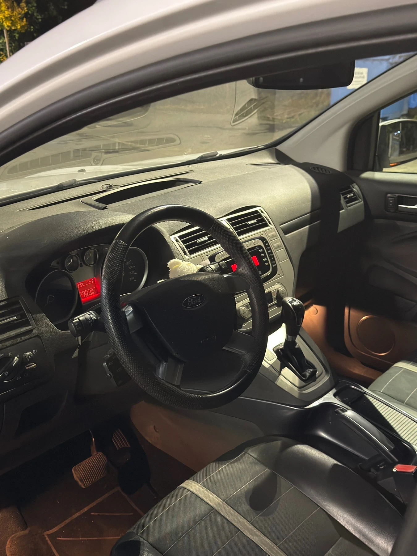 Ford Kuga Ford Kuga TITANIUM - изображение 5