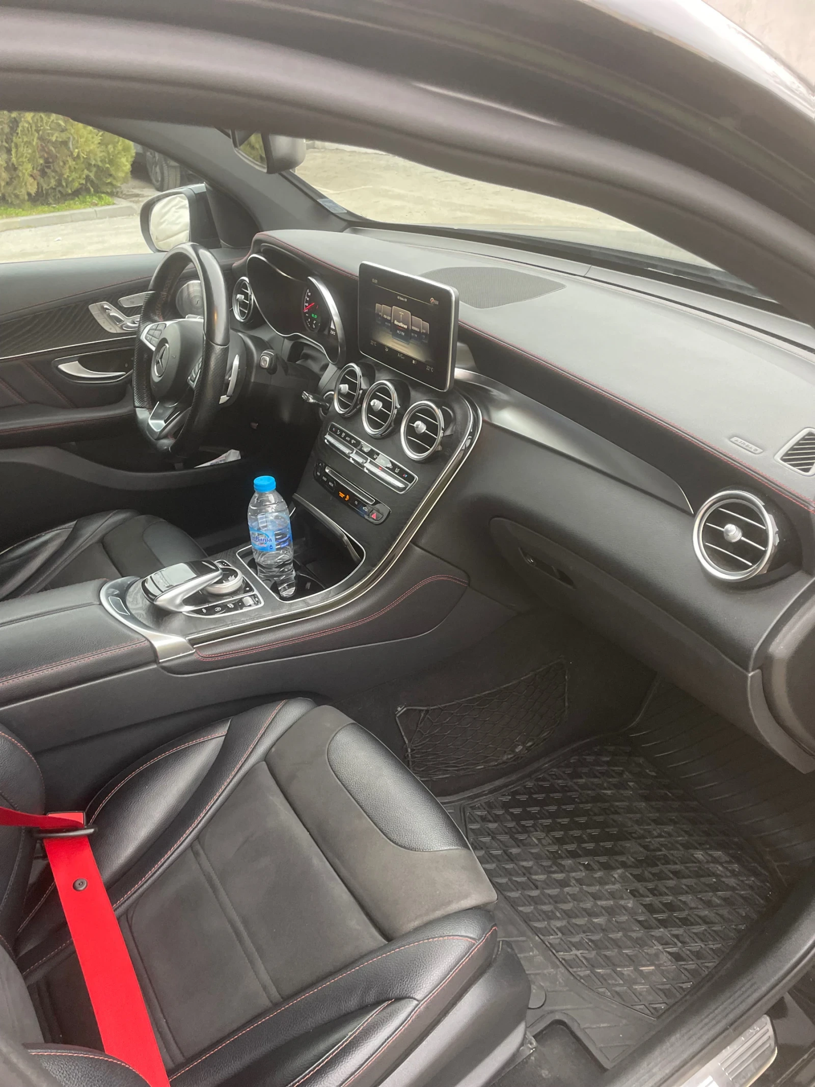 Mercedes-Benz GLC 43 AMG, снимка 5 - Автомобили и джипове - 53618292