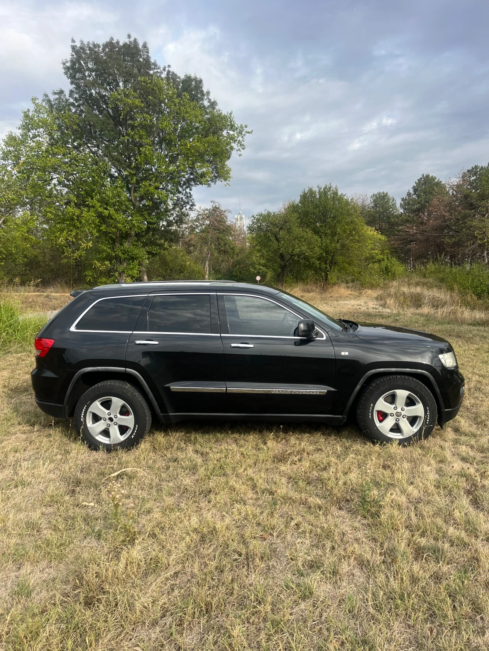 Jeep Grand cherokee, снимка 4 - Автомобили и джипове - 53893925