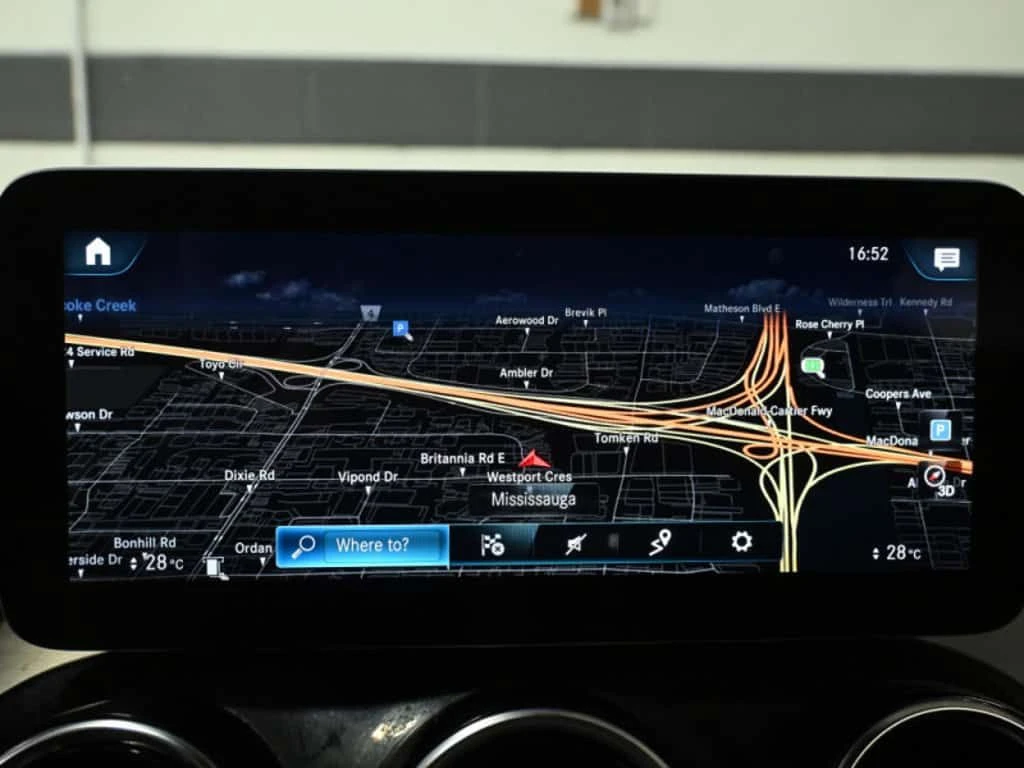 Mercedes-Benz GLC * 300 4MATIC Navigation Panoramic Roof Ambient Lig | Mobile.bg � ����������� 16