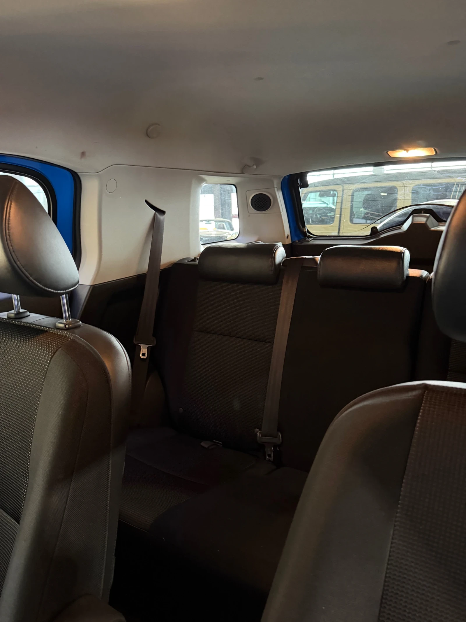 Toyota Fj cruiser 4.0, снимка 5 - Автомобили и джипове - 55396175