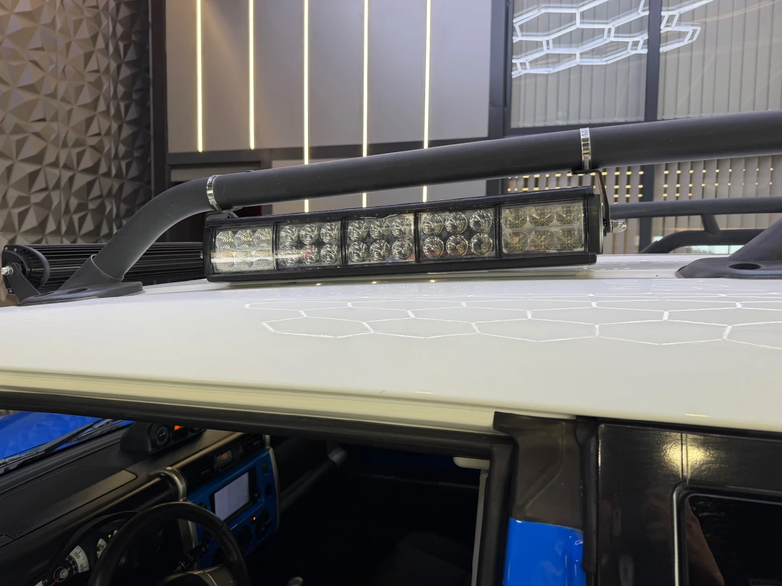 Toyota Fj cruiser 4.0, снимка 11 - Автомобили и джипове - 55396175